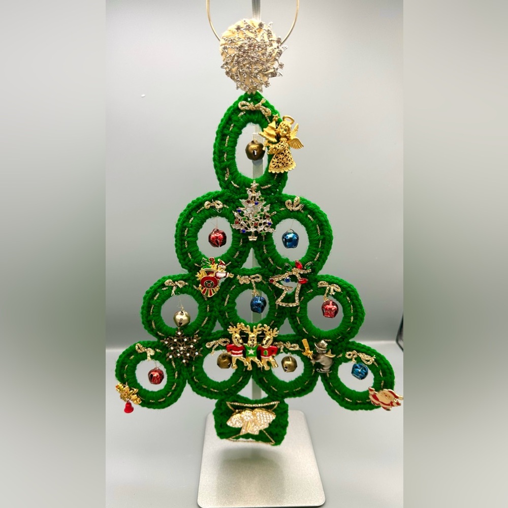 Christmas Brooch Lot 11 Pins On Vintage Macrame Tree Signed Nolan Miller AJC